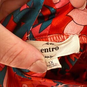 Entro Boutique Satin-Feel Multicolor Patterned Fabric